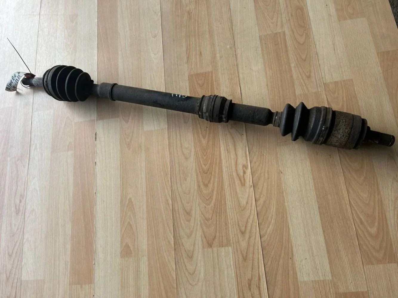 Привод передний правый Nissan Almera N15 (1995—2000)