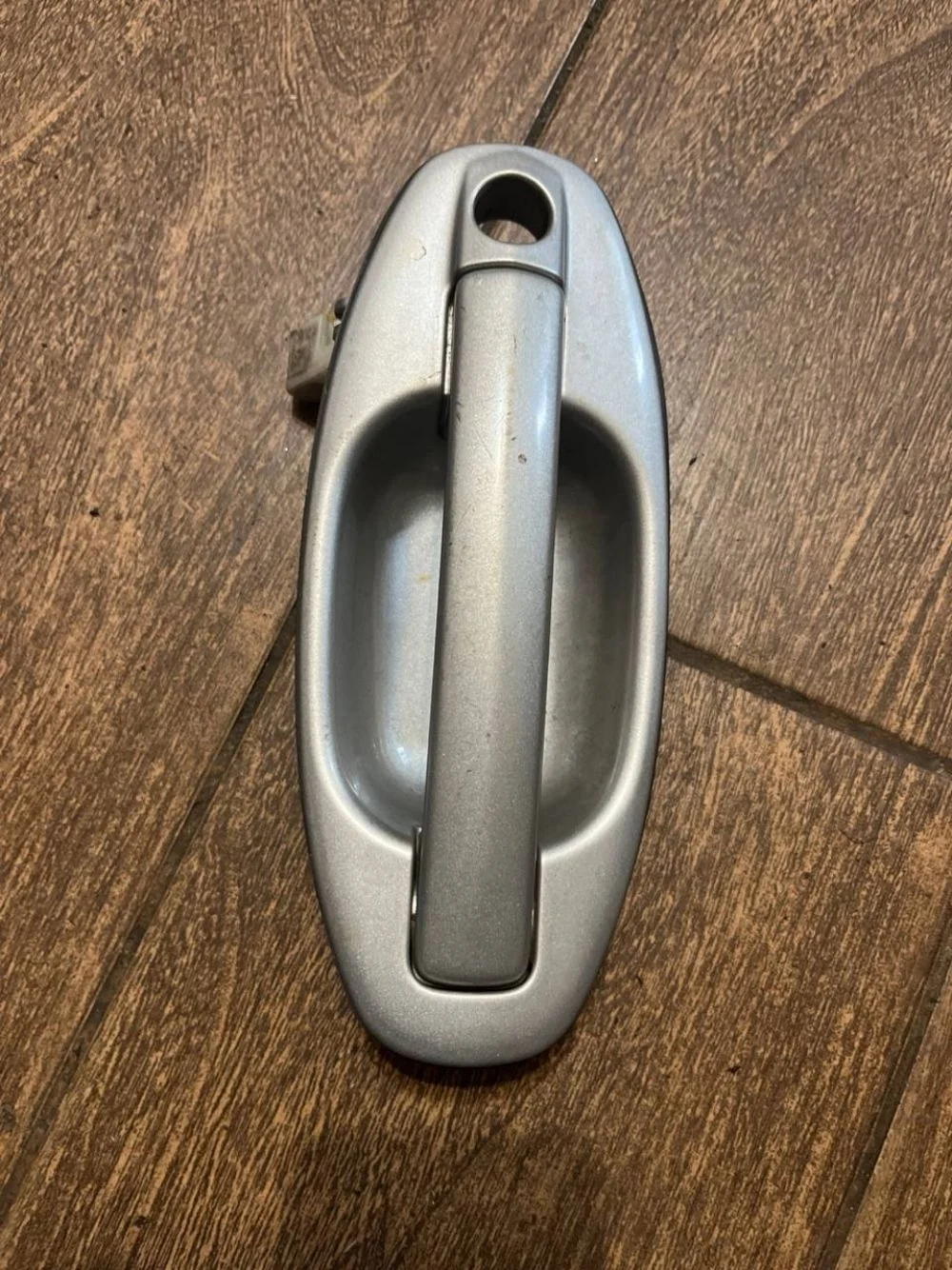 Ручка двери наружная левая Hyundai Santa Fe I (2000—2012)