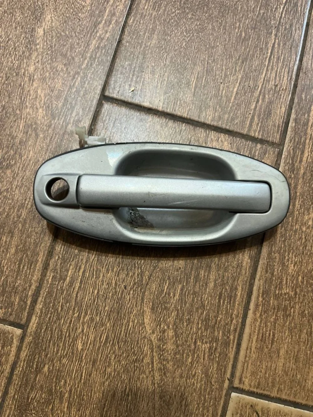 Ручка двери наружная правая Hyundai Santa Fe I (2000—2012)