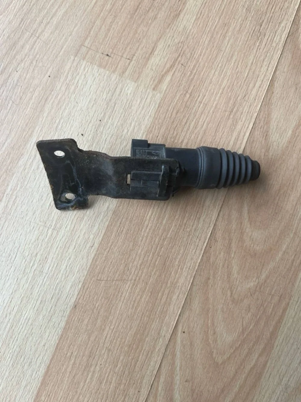 Концевик капота Opel Vectra C (2002—2005)