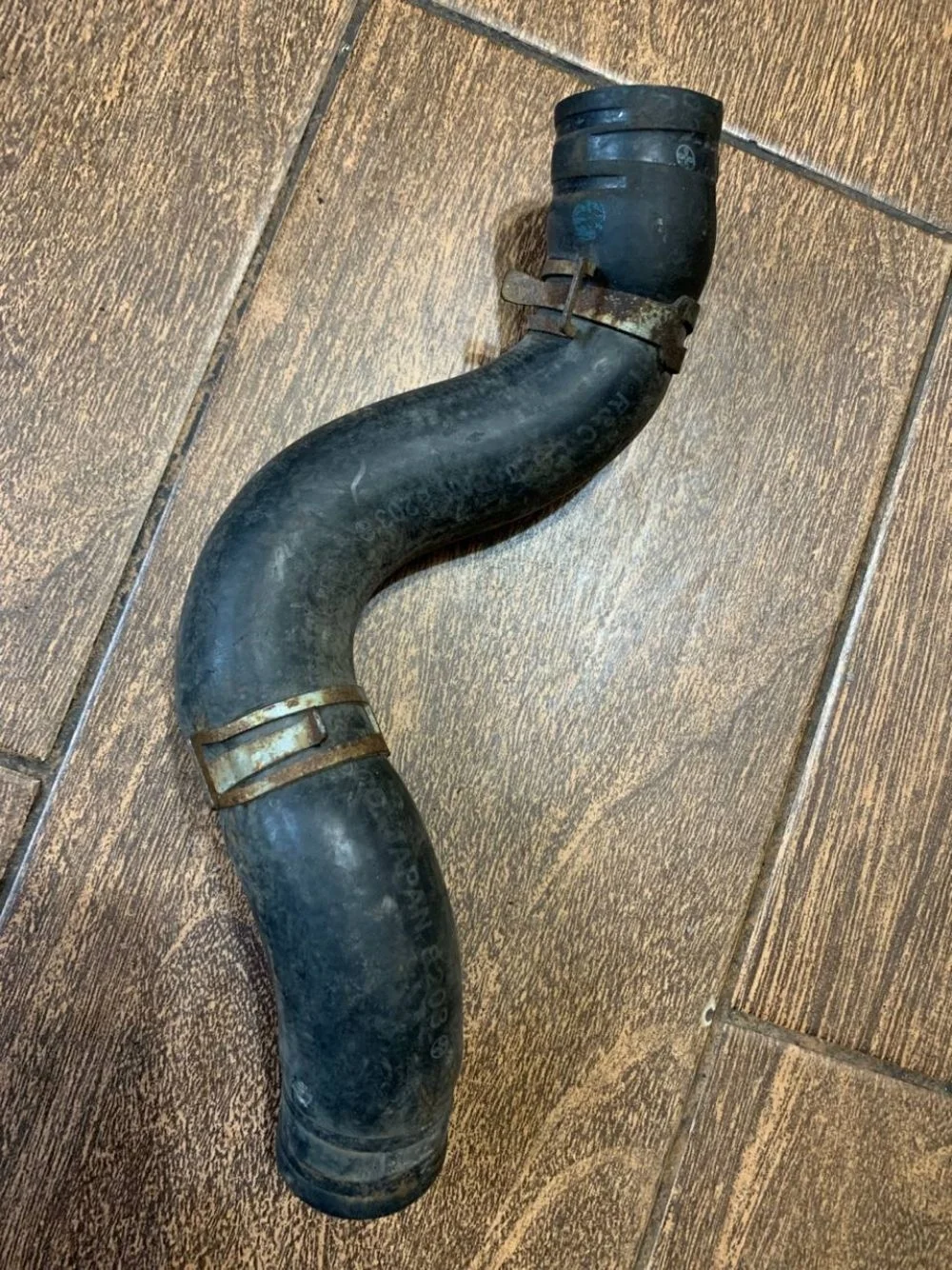 Патрубок радиатора Mitsubishi Galant VIII (1996—1999)