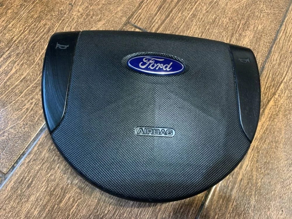 Подушка безопасности в рулевое колесо Ford Mondeo III (2000—2003)