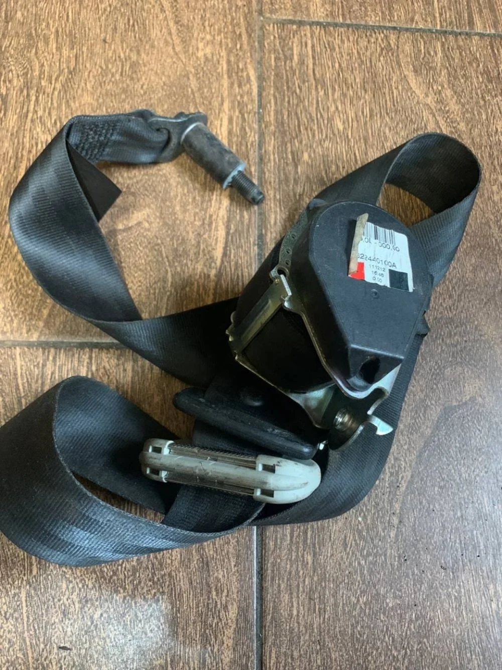 Ремень безопасности передний левый Nissan Almera G15 (2012—2018)