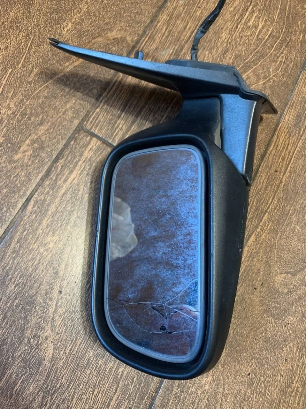 Зеркало заднего вида Nissan Primera P10 (1990—1995)