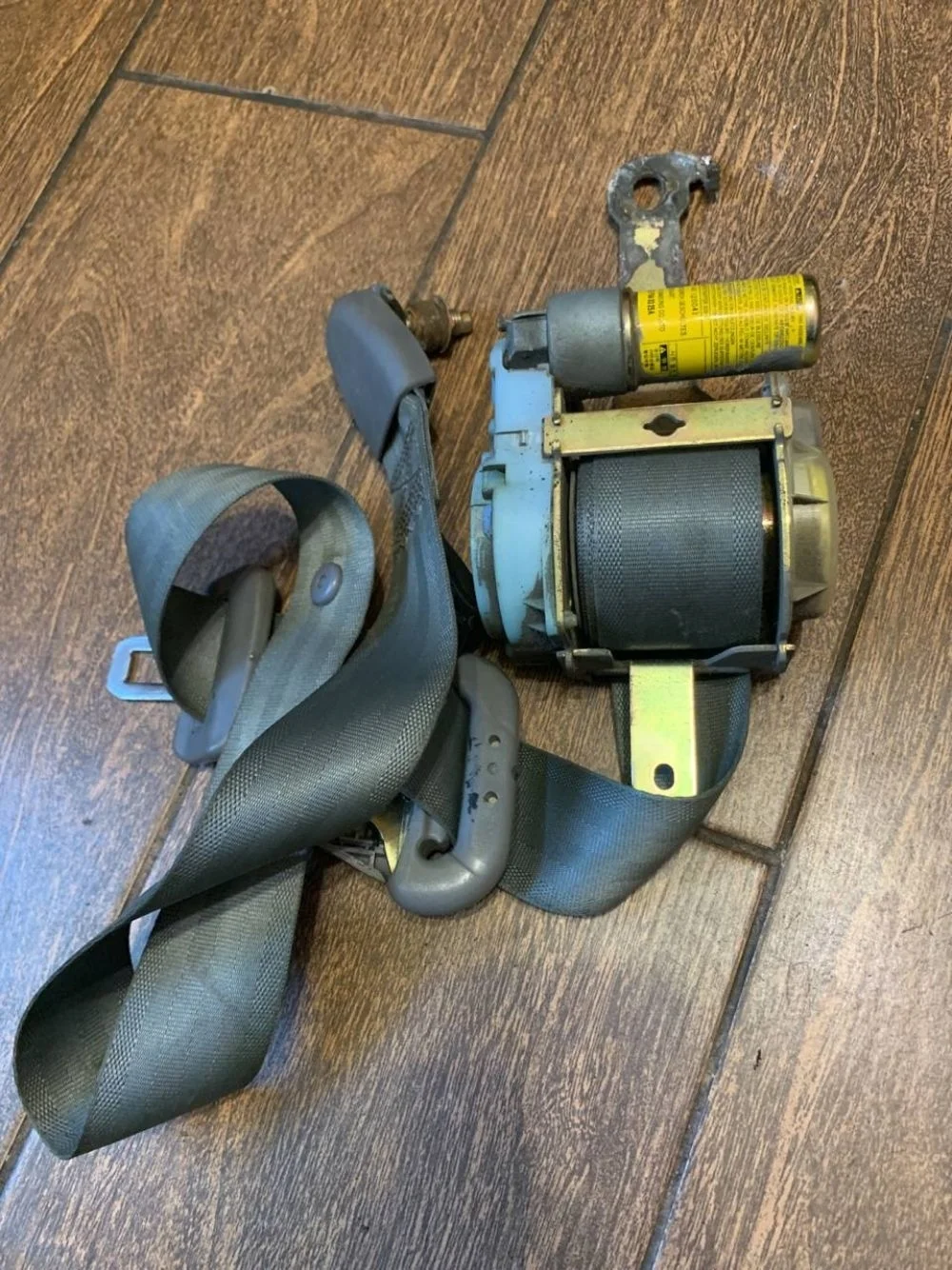 Ремень безопасности передний правый Hyundai Elantra III (2000—2003)