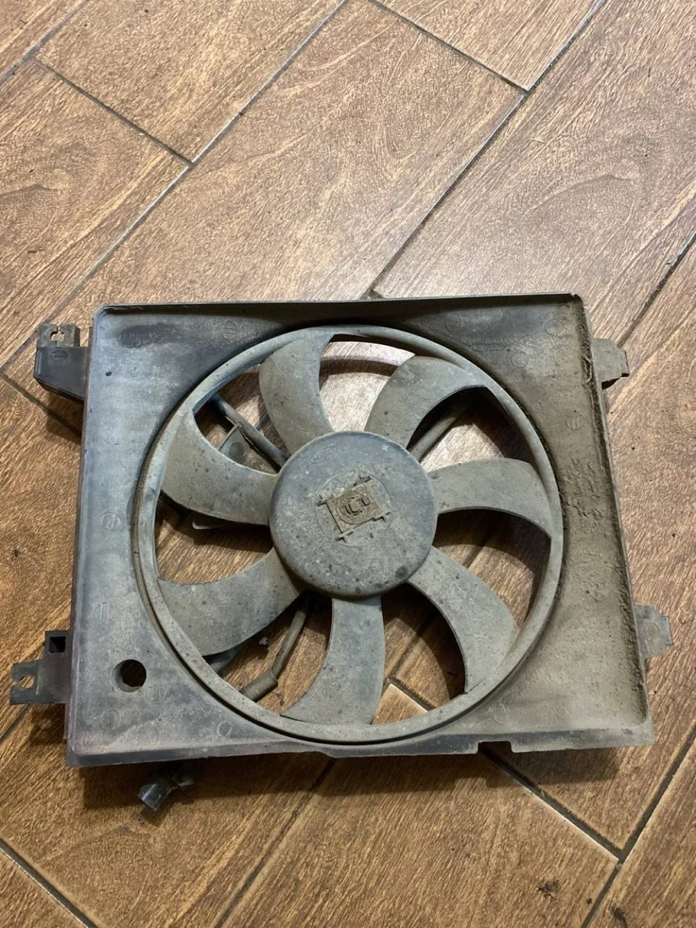 Вентилятор радиатора Hyundai Elantra III (2000—2003)