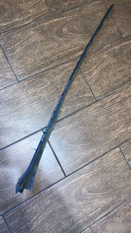 Молдинг лобового стекла Ford Mondeo IV (2006—2010)