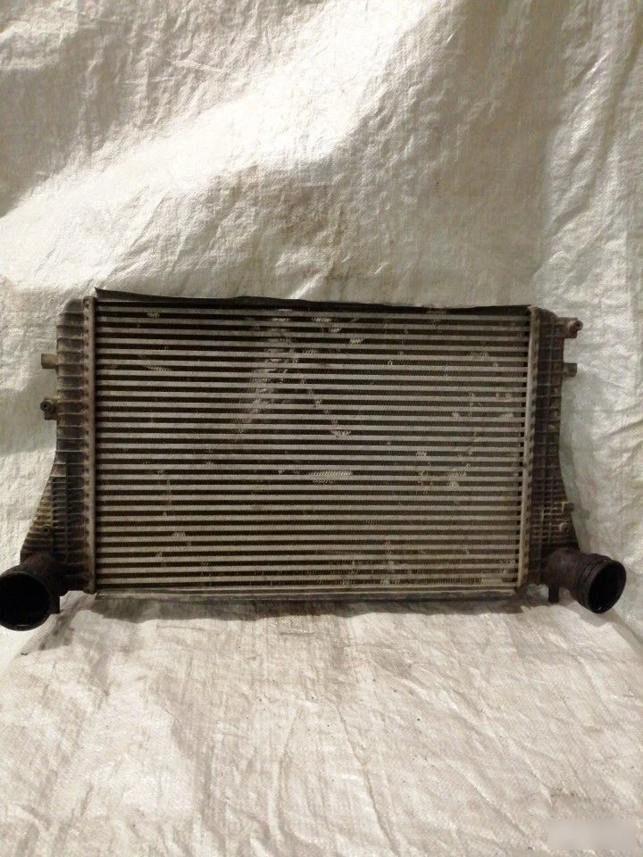 Интеркулер Volkswagen Passat B6 (2005—2010)