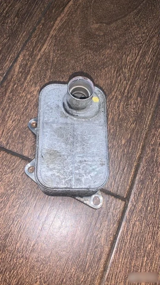 Радиатор масляный Skoda Octavia II рестайлинг (2008—2013)