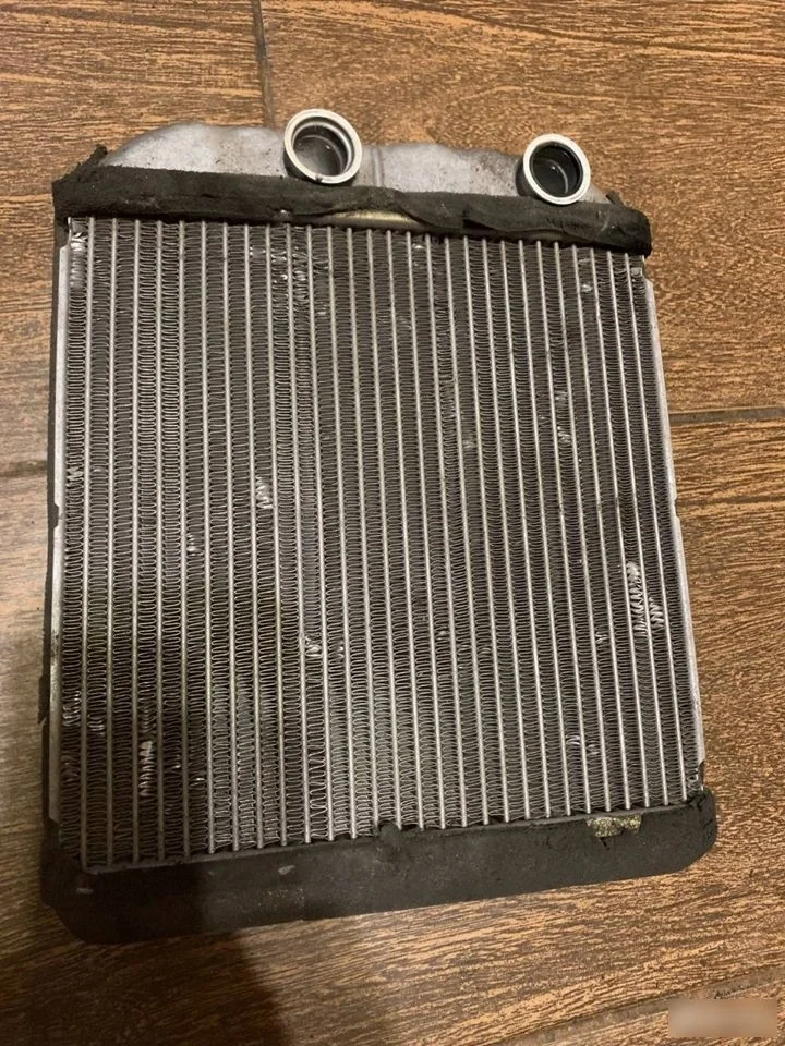 Радиатор отопителя Mitsubishi Galant VIII (1996—1999)