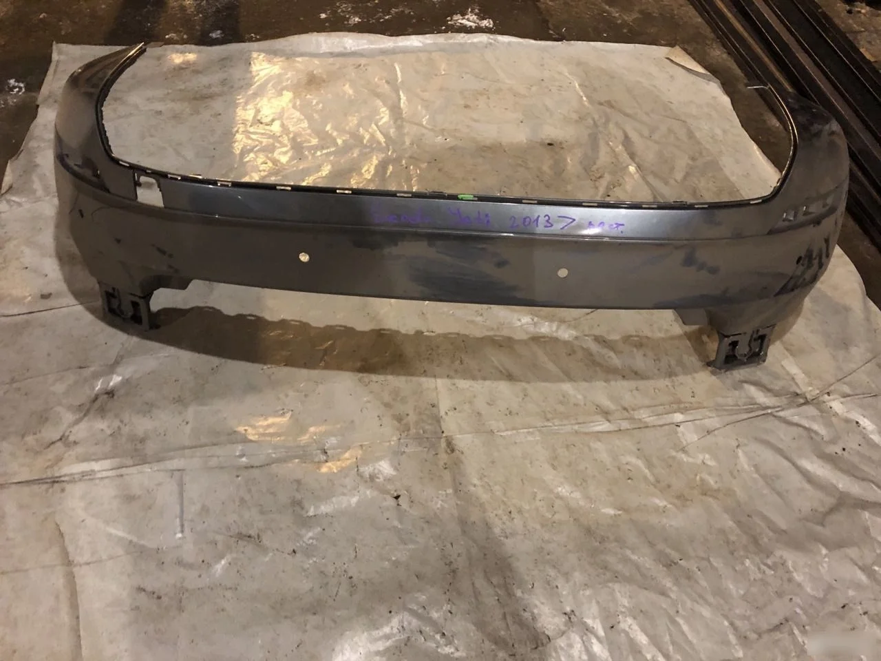 Бампер задний Skoda Yeti I (2009—2014)