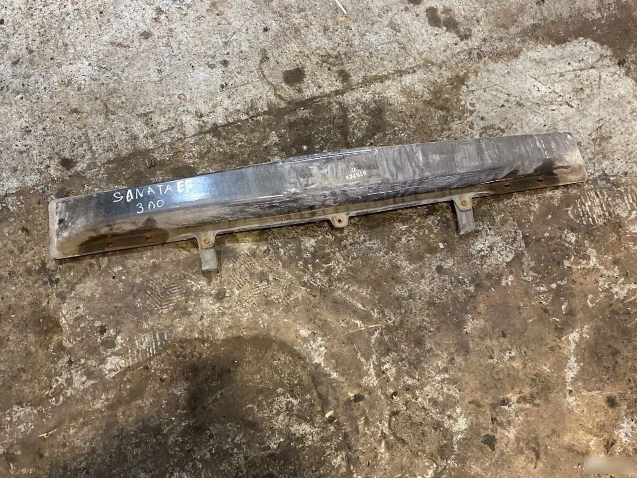 Усилитель заднего бампера Hyundai Sonata IV рестайлинг (2001—2012)