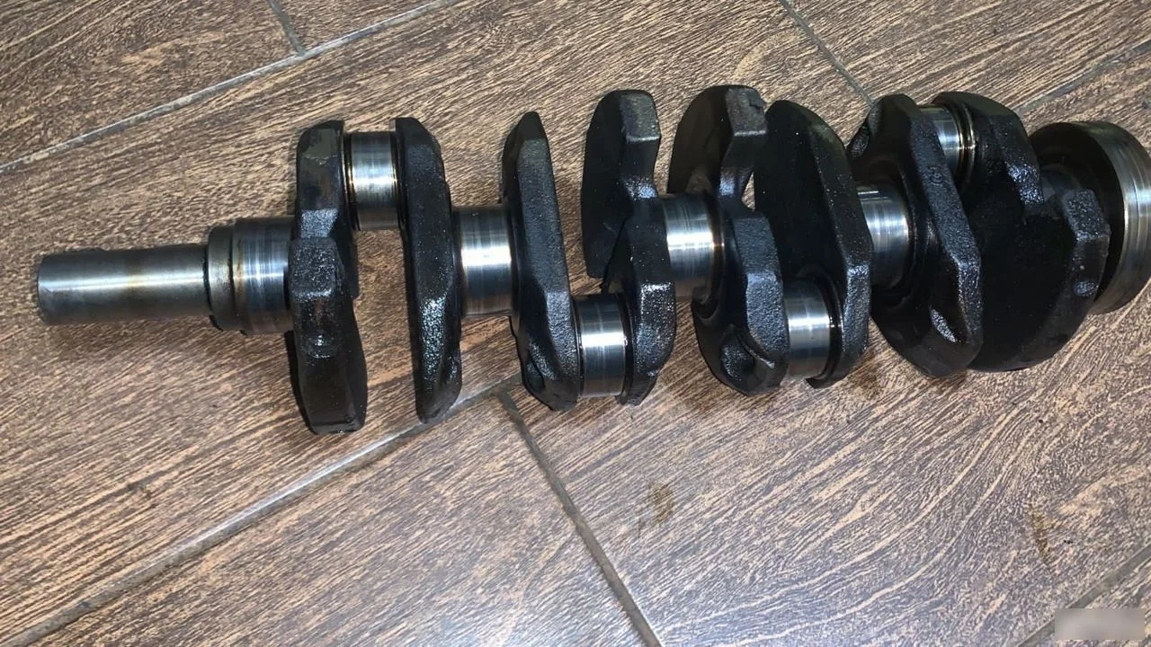 Коленвал Nissan Micra K11 (1992—2002)