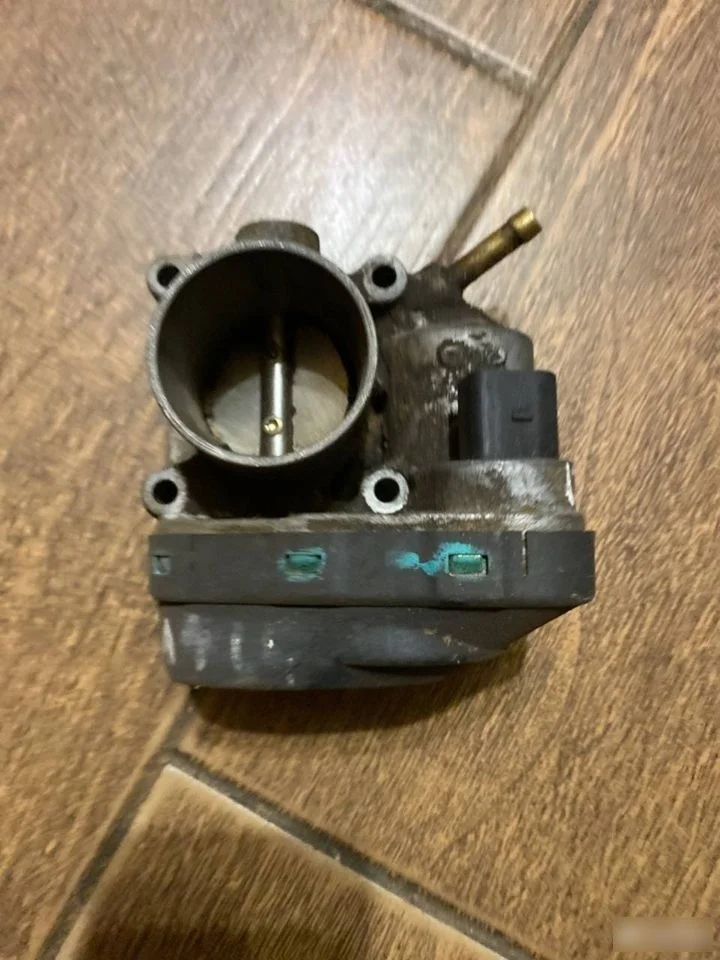 Заслонка дроссельная Skoda Octavia I (1996—2000)