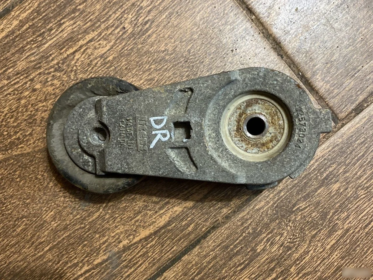 Натяжитель ремня Chevrolet TrailBlazer I (2001—2006)