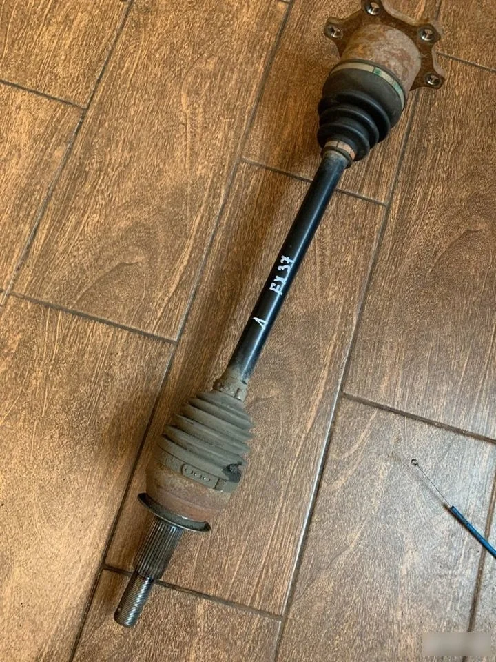 Полуось задняя левая Infiniti FX37 II (2008—2012)