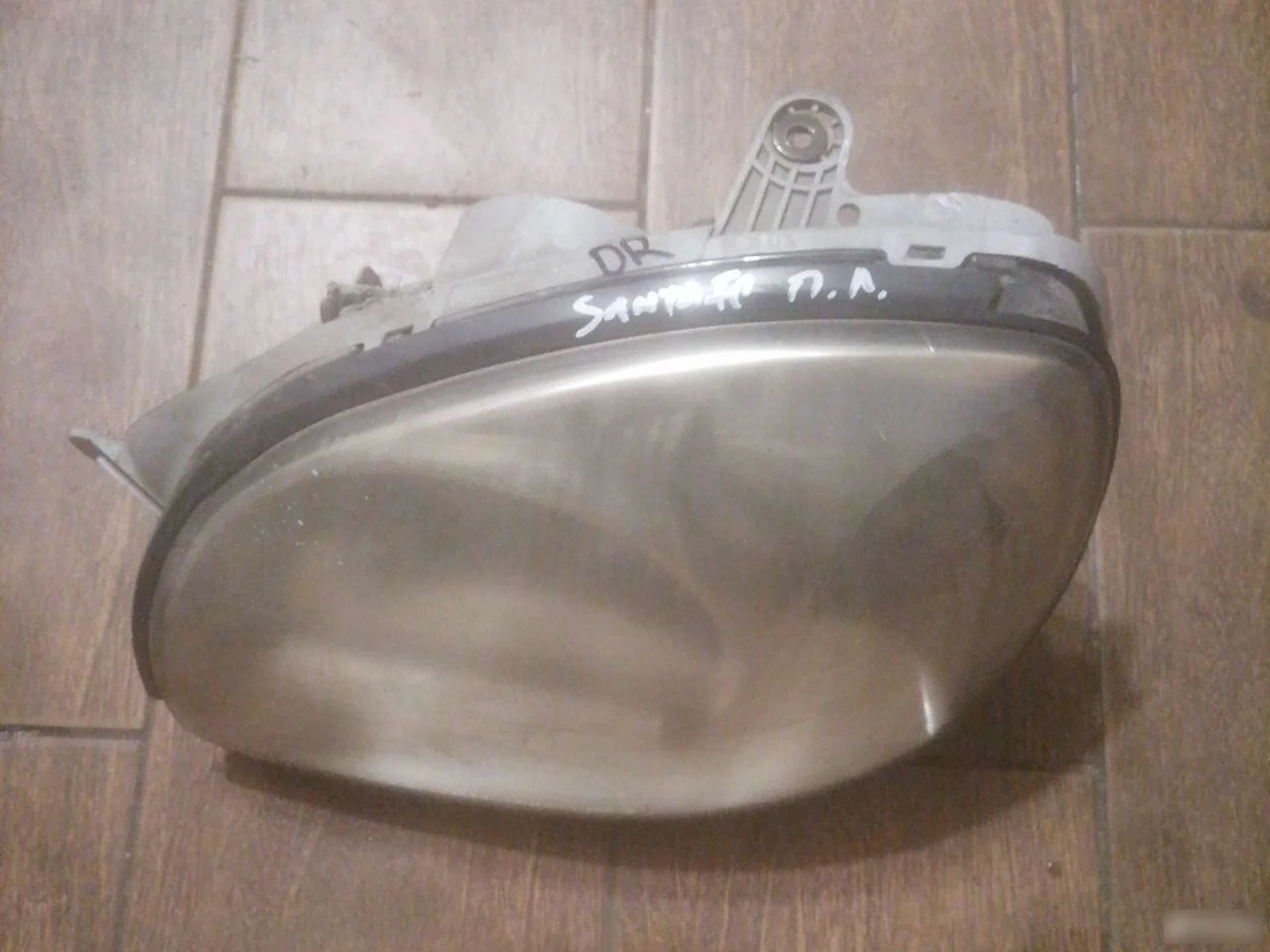 Фара левая Hyundai Santa Fe I (2000—2012)