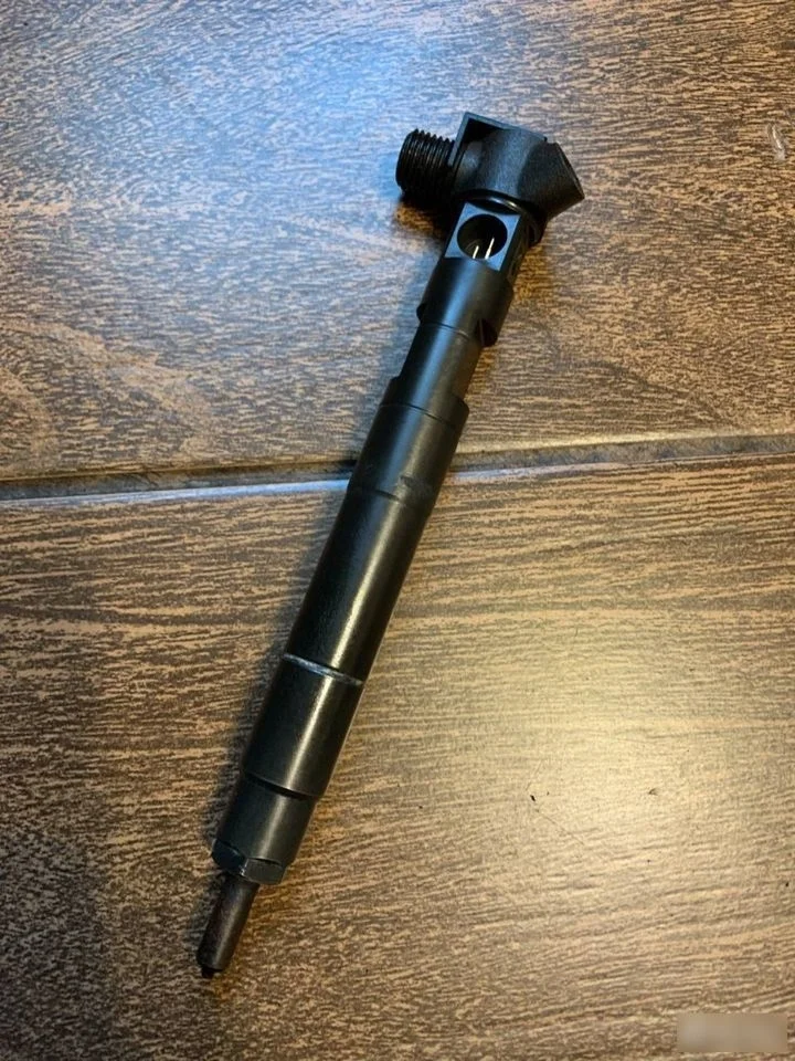 Форсунка топливная бензиновая Mercedes-Benz Sprinter W906 (2006—2019)