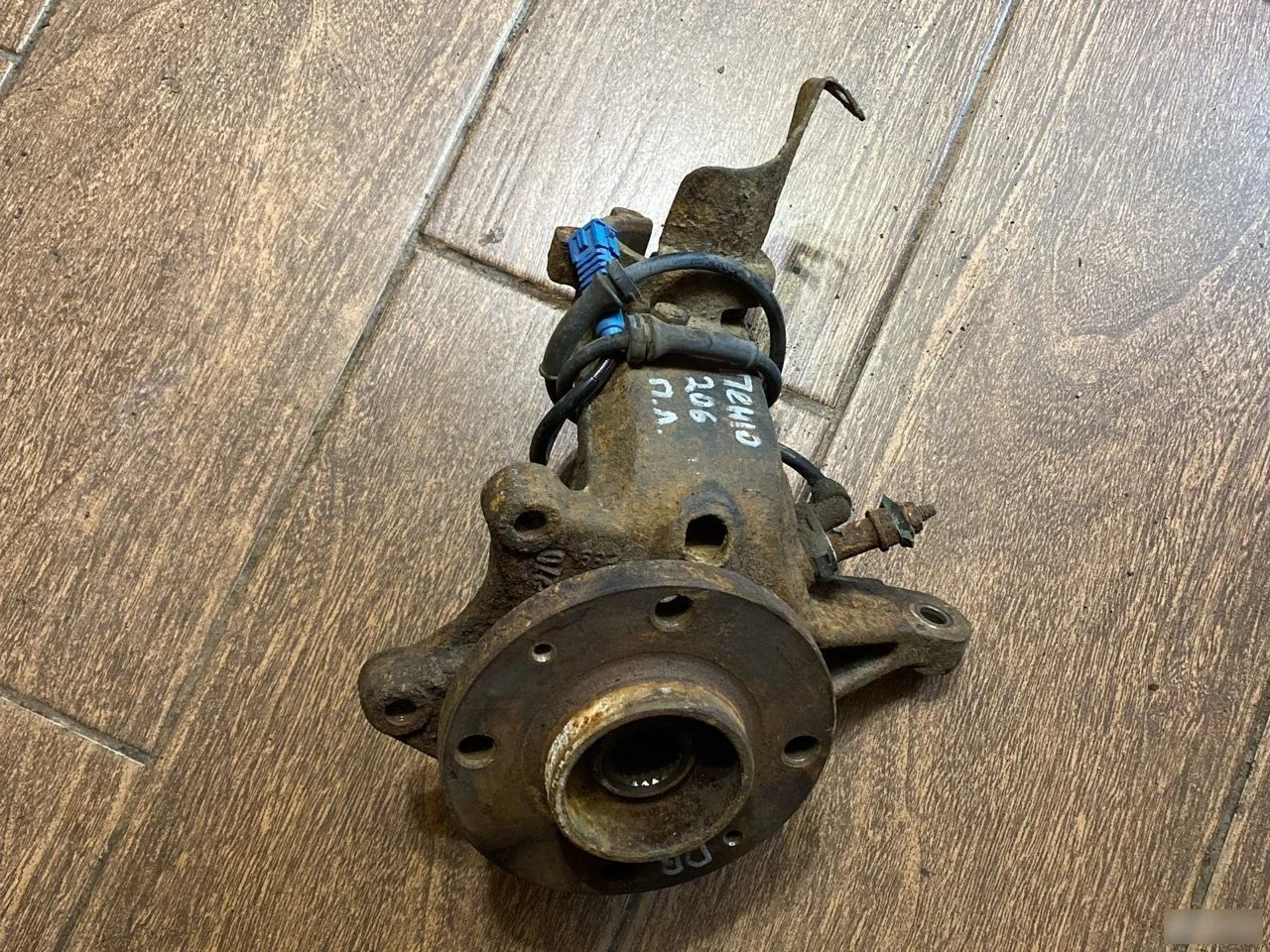 Поворотный кулак Peugeot 206 I (1998—2012)