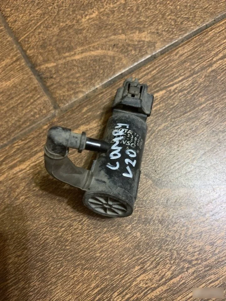 Насос омывателя Toyota Camry XV20 (1994—2002)