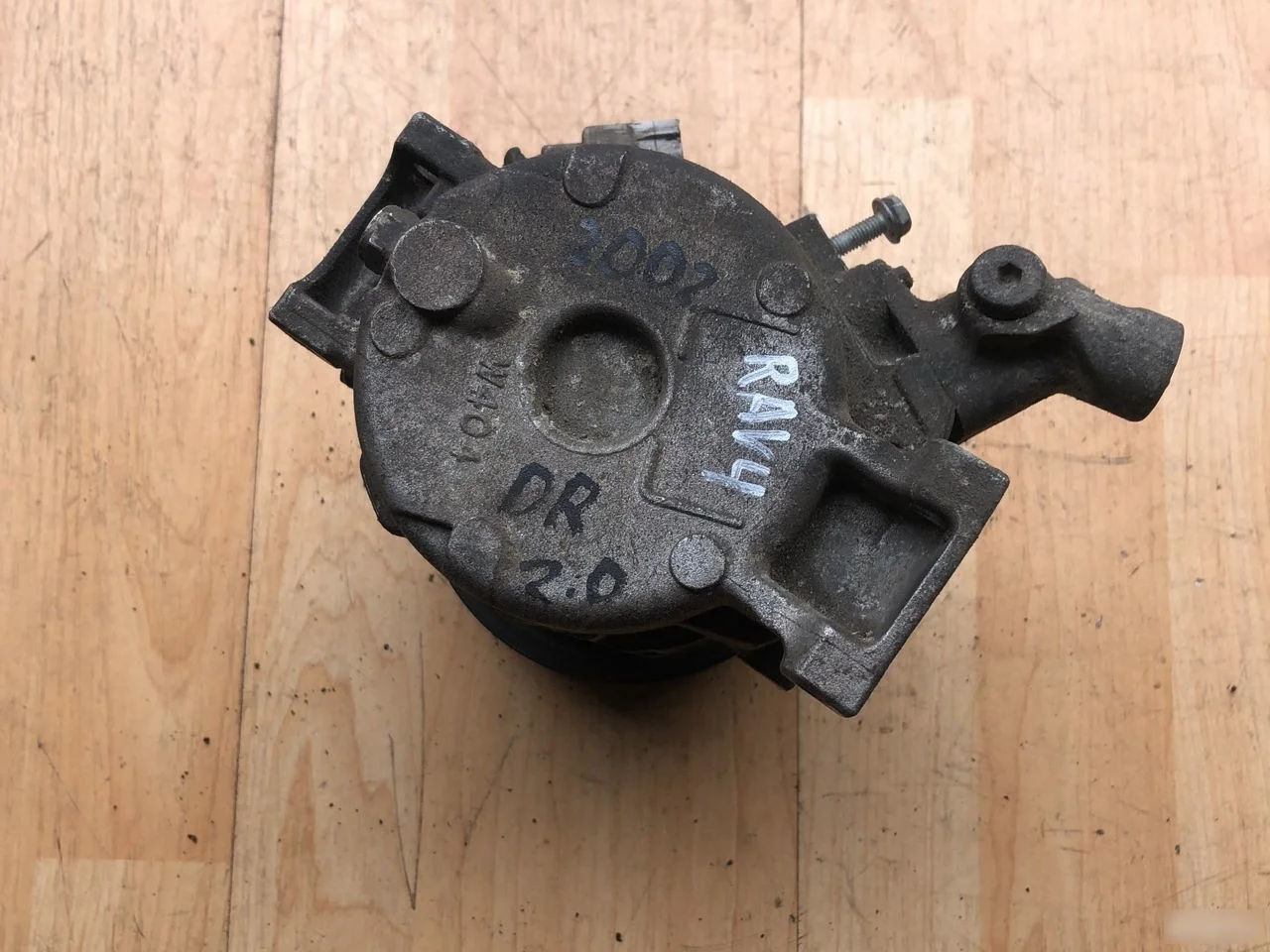 Компрессор кондиционера Toyota RAV4 II (2000—2003)