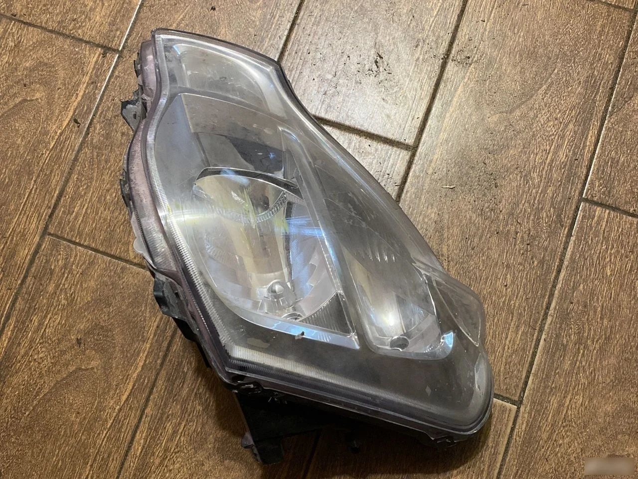 Фара левая Nissan Almera G15 (2012—2018)