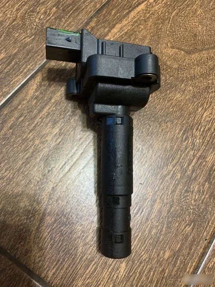 Катушка зажигания Mercedes-Benz C-класс W203/S203/CL203 (2000—2004)