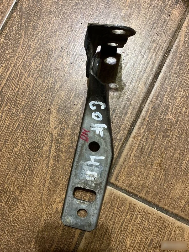 Петли капота Volkswagen Golf Mk4 (1997—2006)