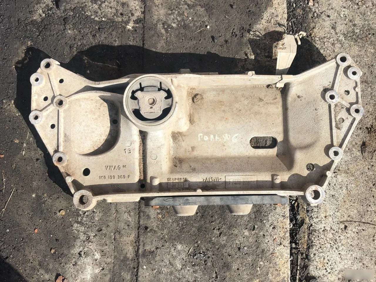 Подрамник Volkswagen Golf Mk6 (2008—2012)