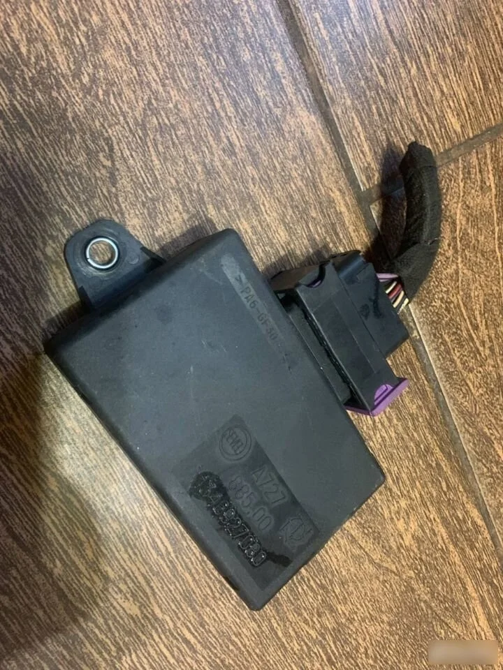 Блок управления замком центральным FIAT Ducato III (2006—2014)