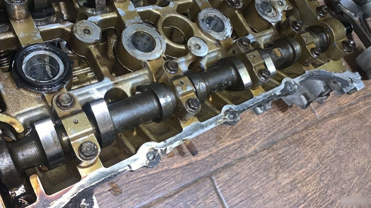 Распредвал выпускной Mitsubishi Lancer X (2007—2010)