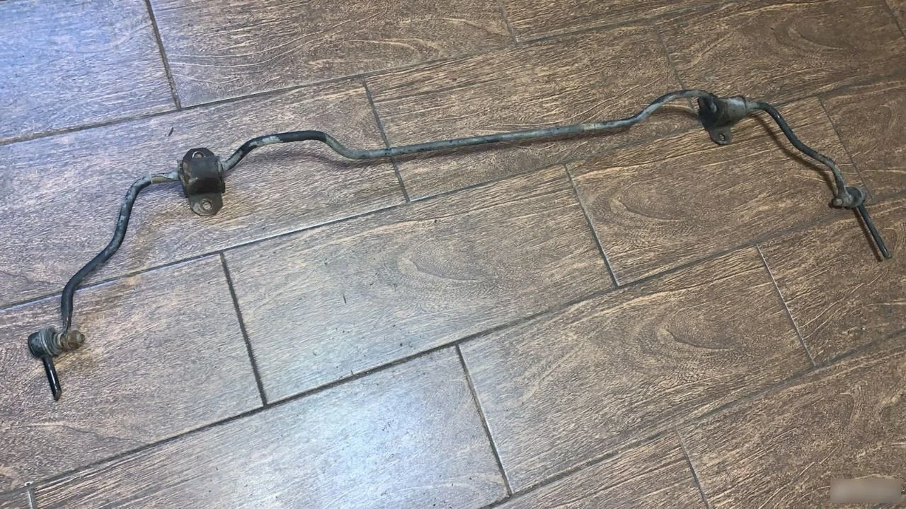 Стабилизатор задний Hyundai Sonata IV рестайлинг (2001—2012)