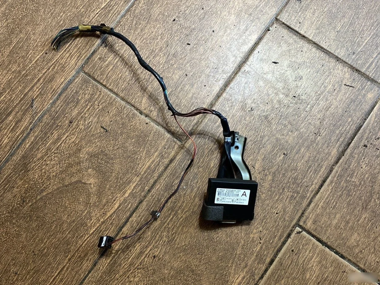 Иммобилайзер Toyota Corolla X (2006—2010)