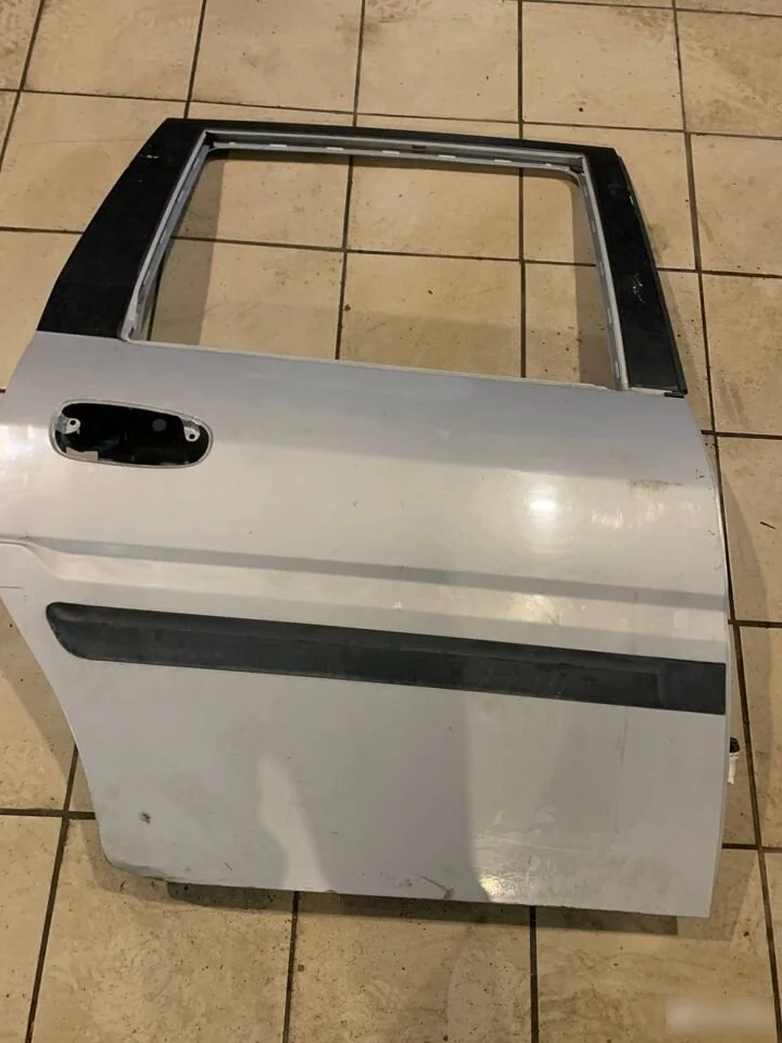 Дверь задняя правая Hyundai Matrix I (2001—2005)