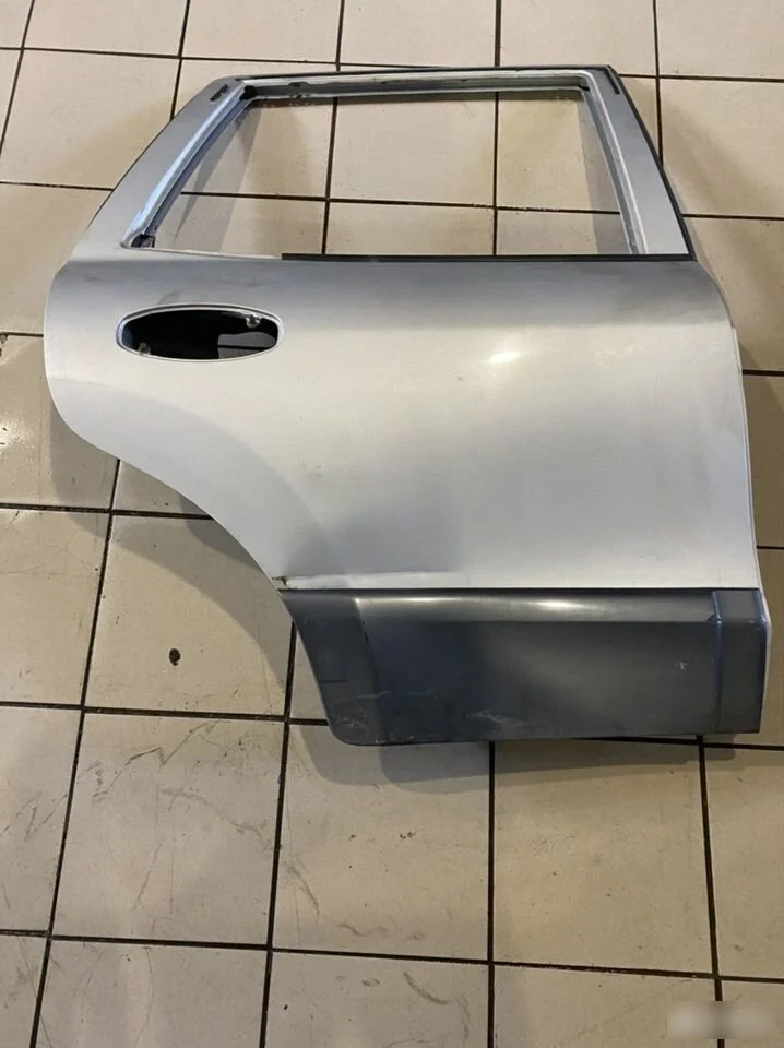 Дверь задняя правая Hyundai Santa Fe I (2000—2012)