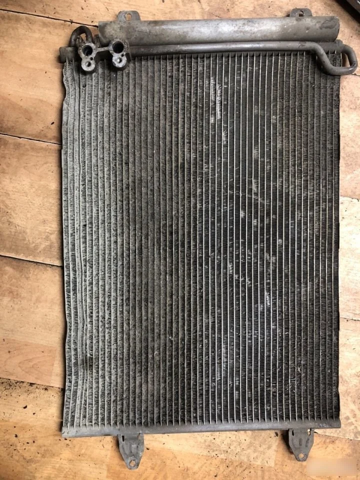 Радиатор кондиционера Volkswagen Passat B6 (2005—2010)