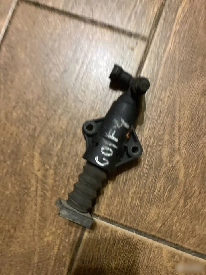 Цилиндр сцепления рабочий Volkswagen Golf Mk4 (1997—2006)