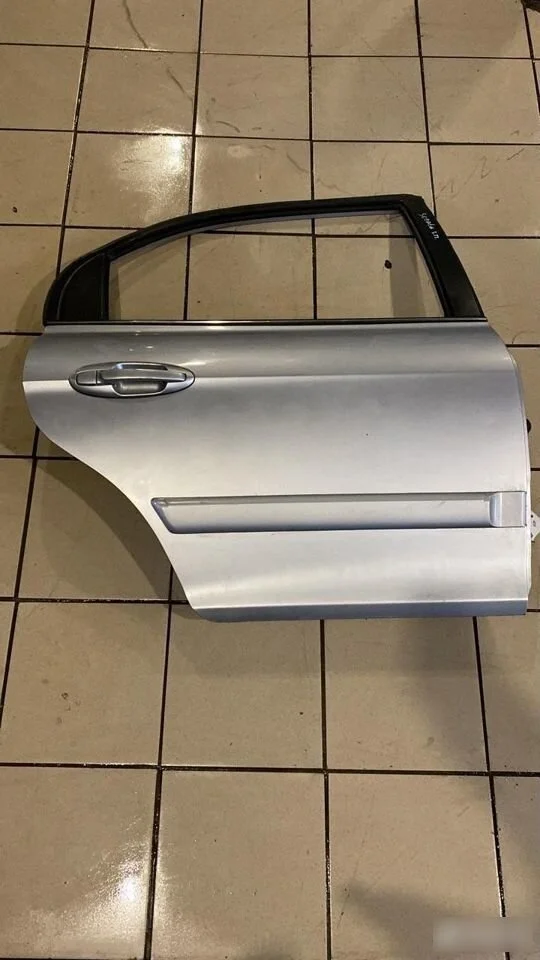 Дверь задняя правая Hyundai Sonata IV рестайлинг (2001—2012)