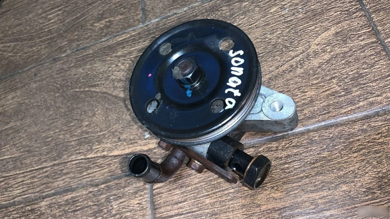 Насос ГУР Hyundai Sonata IV рестайлинг (2001—2012)