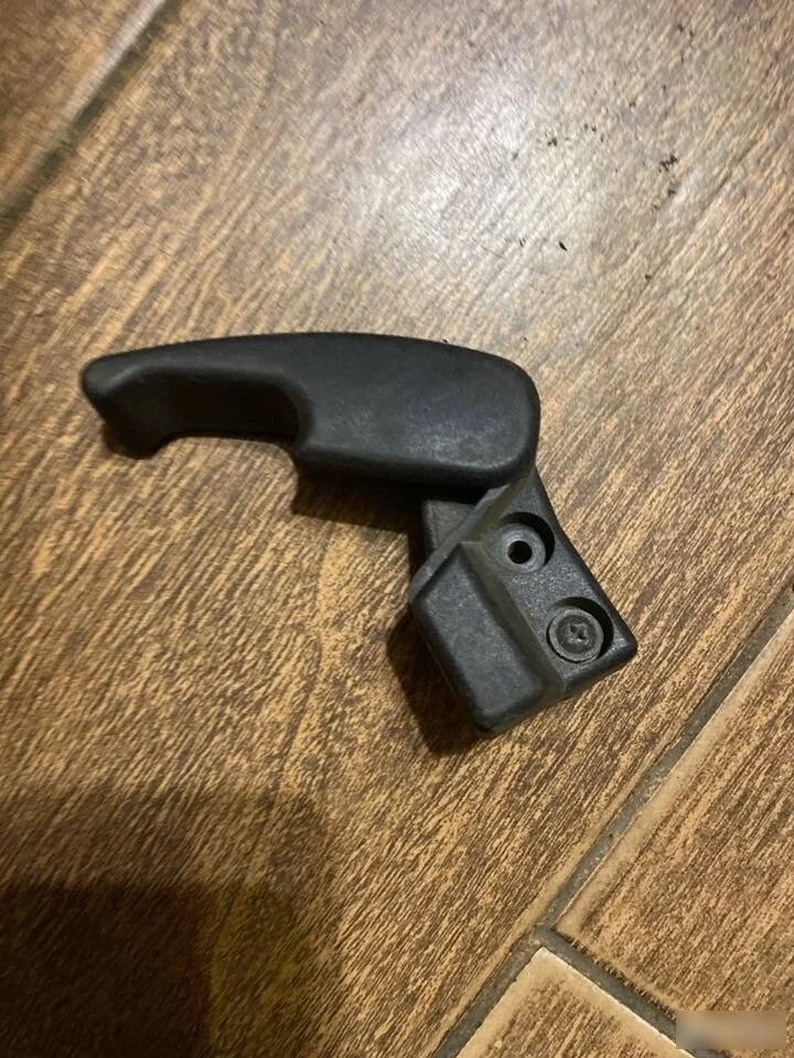 Ручка открывания капота Volkswagen Sharan I (1995—2000)