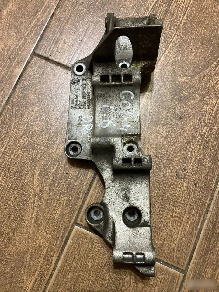 Кронштейн Volkswagen Golf Mk4 (1997—2006)