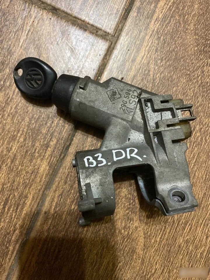 Замок зажигания Volkswagen Passat B3 (1988—1993)