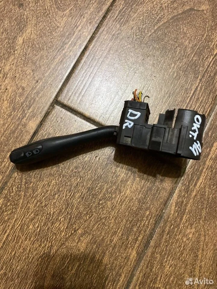 Переключатель подрулевой Skoda Octavia I рестайлинг (2000—2011)