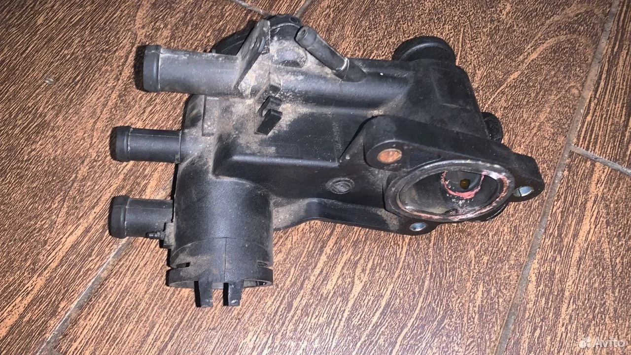 Корпус термостата Volkswagen Polo III (1994—2002)