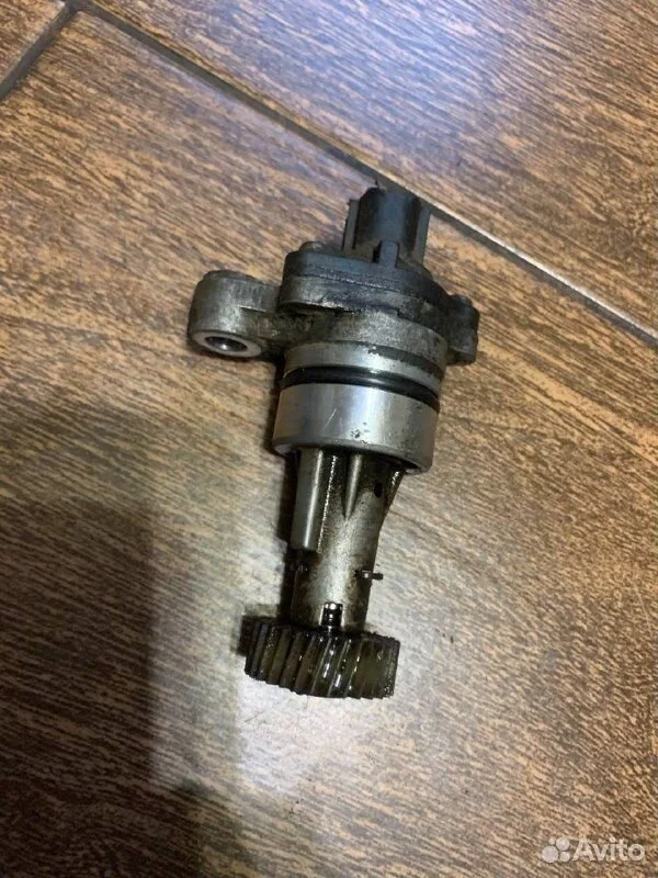 Датчик скорости Toyota Land Cruiser 100 (1998—2002)