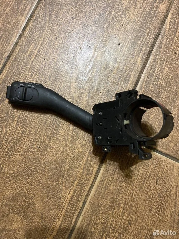 Переключатель подрулевой Volkswagen Passat B5 (1996—2001)