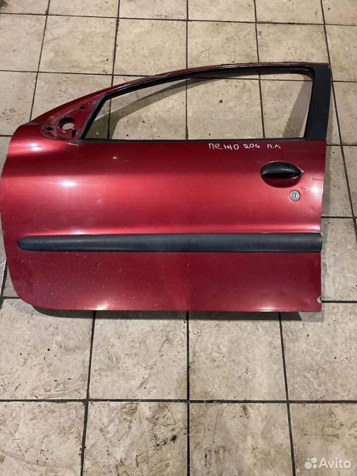 Дверь передняя левая Peugeot 206 I (1998—2012)