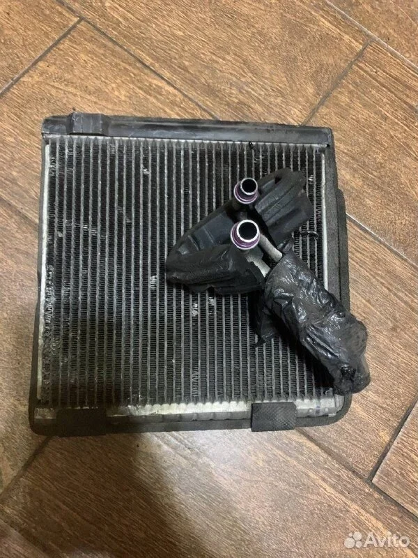 Испаритель кондиционера Volkswagen Passat B6 (2005—2010)