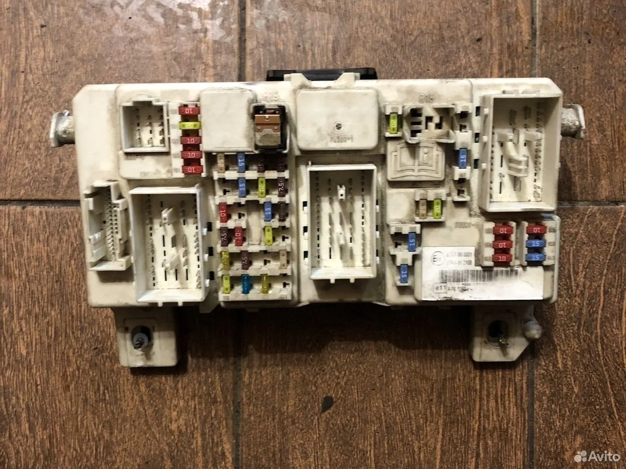 Блок предохранителей Ford C-MAX I (2003—2007)