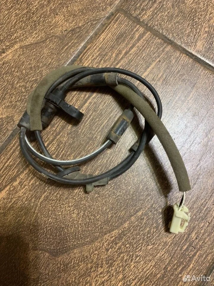 Датчик ABS Toyota RAV4 III (2005—2010)